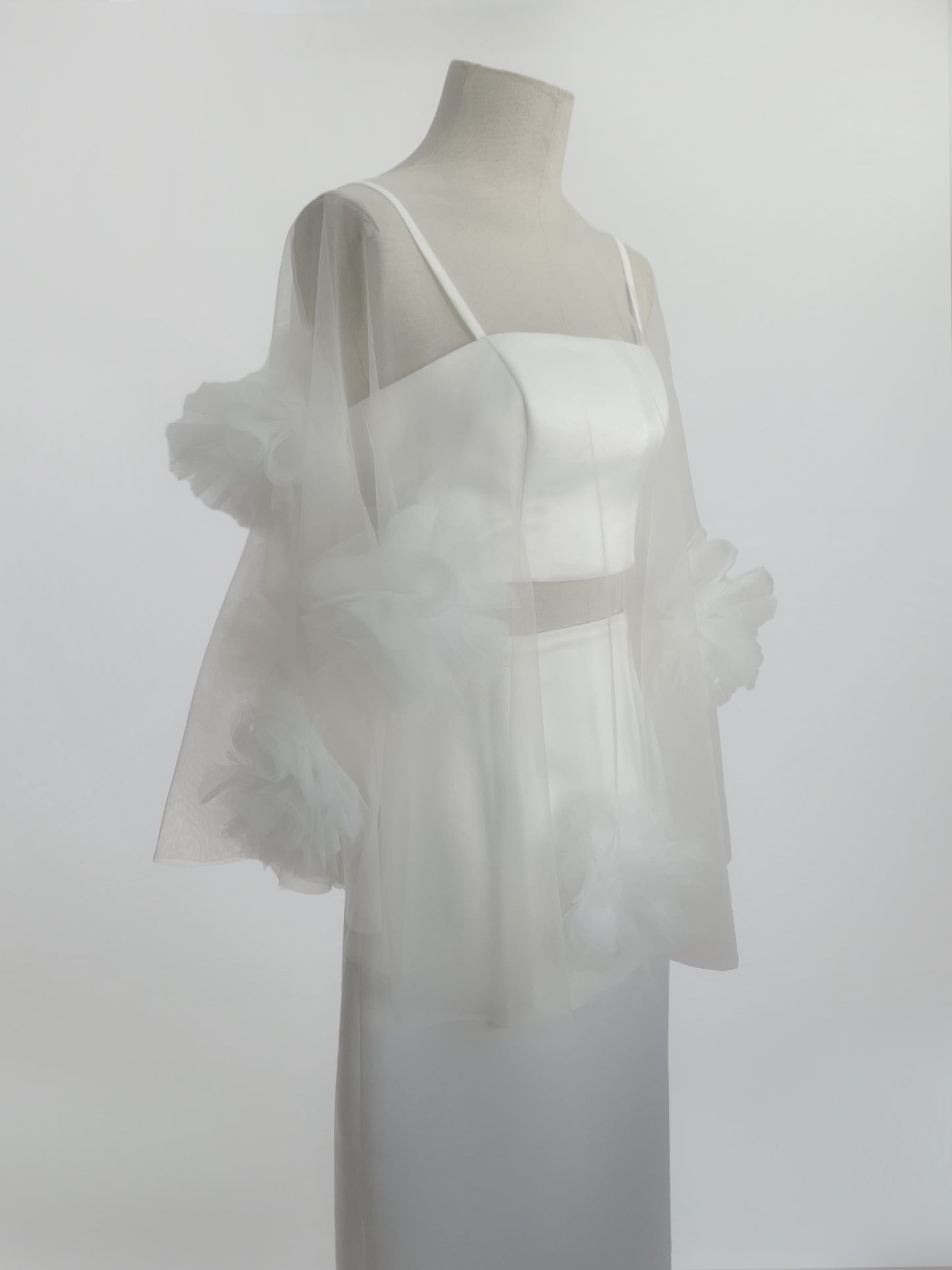 Clavel Top and Long Skirt Set with Cape