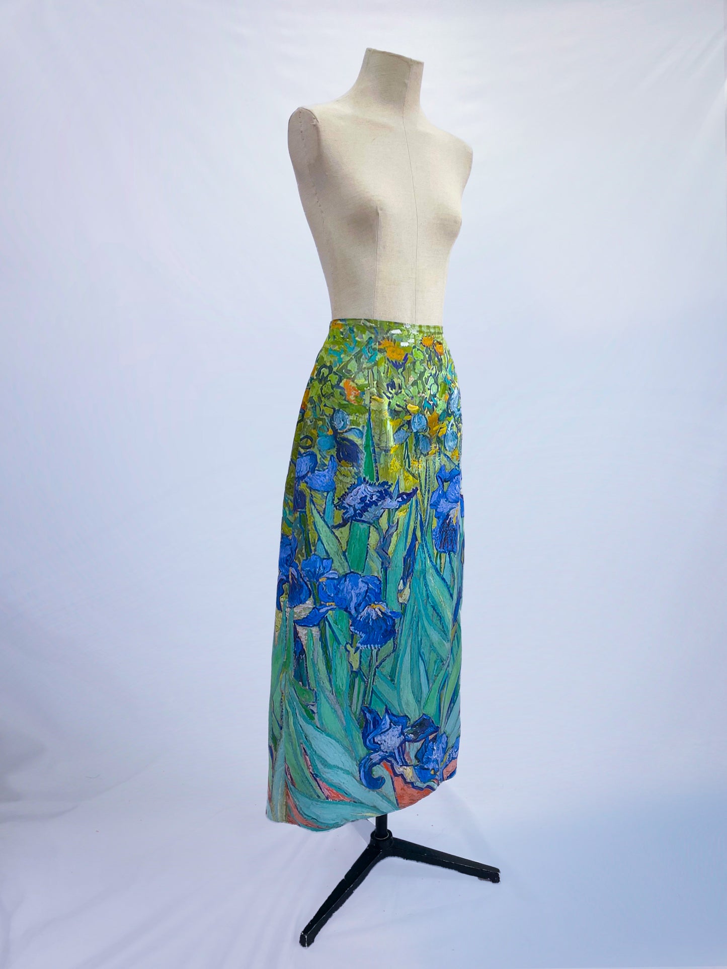 Lilies Skirt