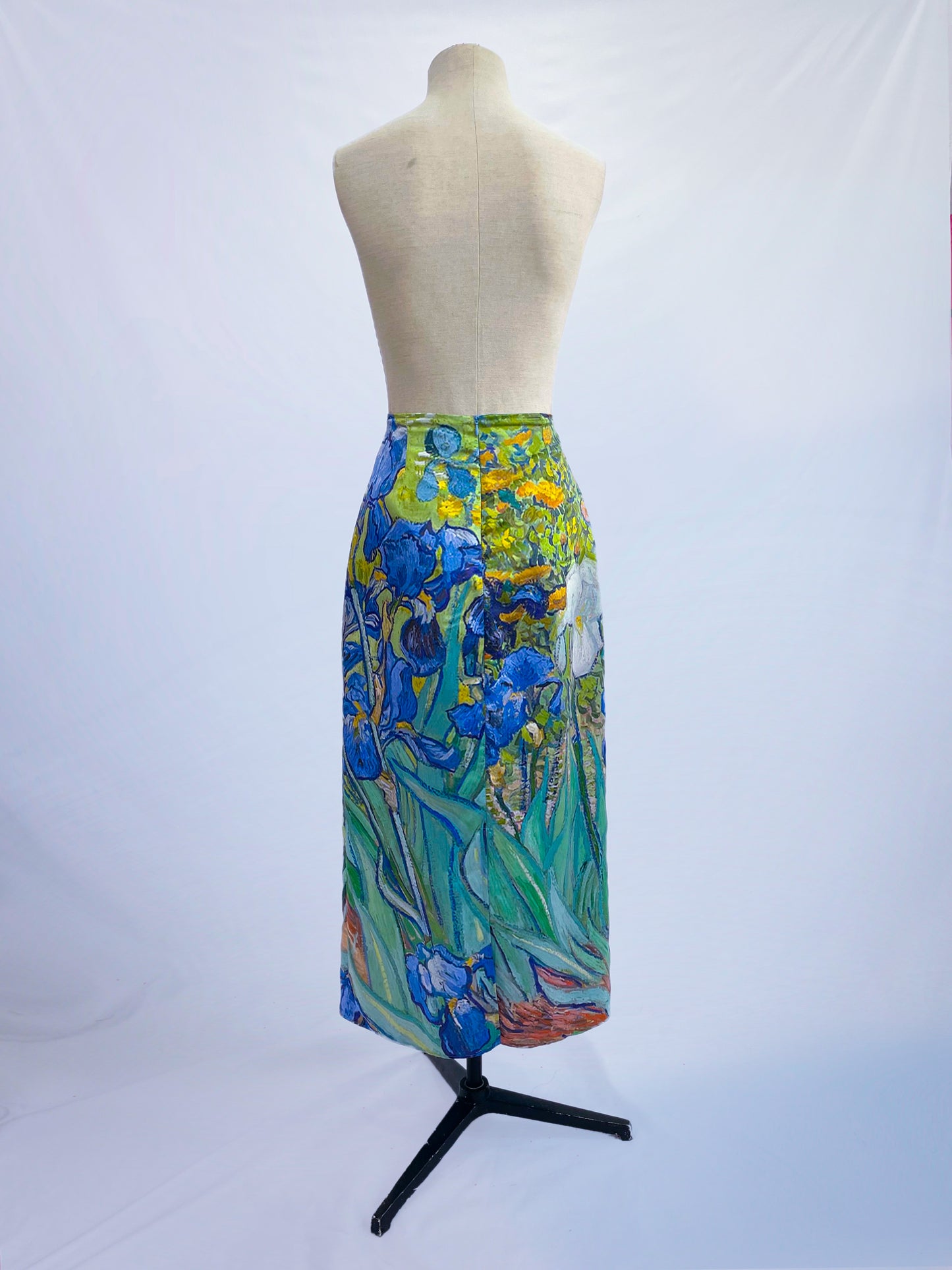 Lilies Skirt