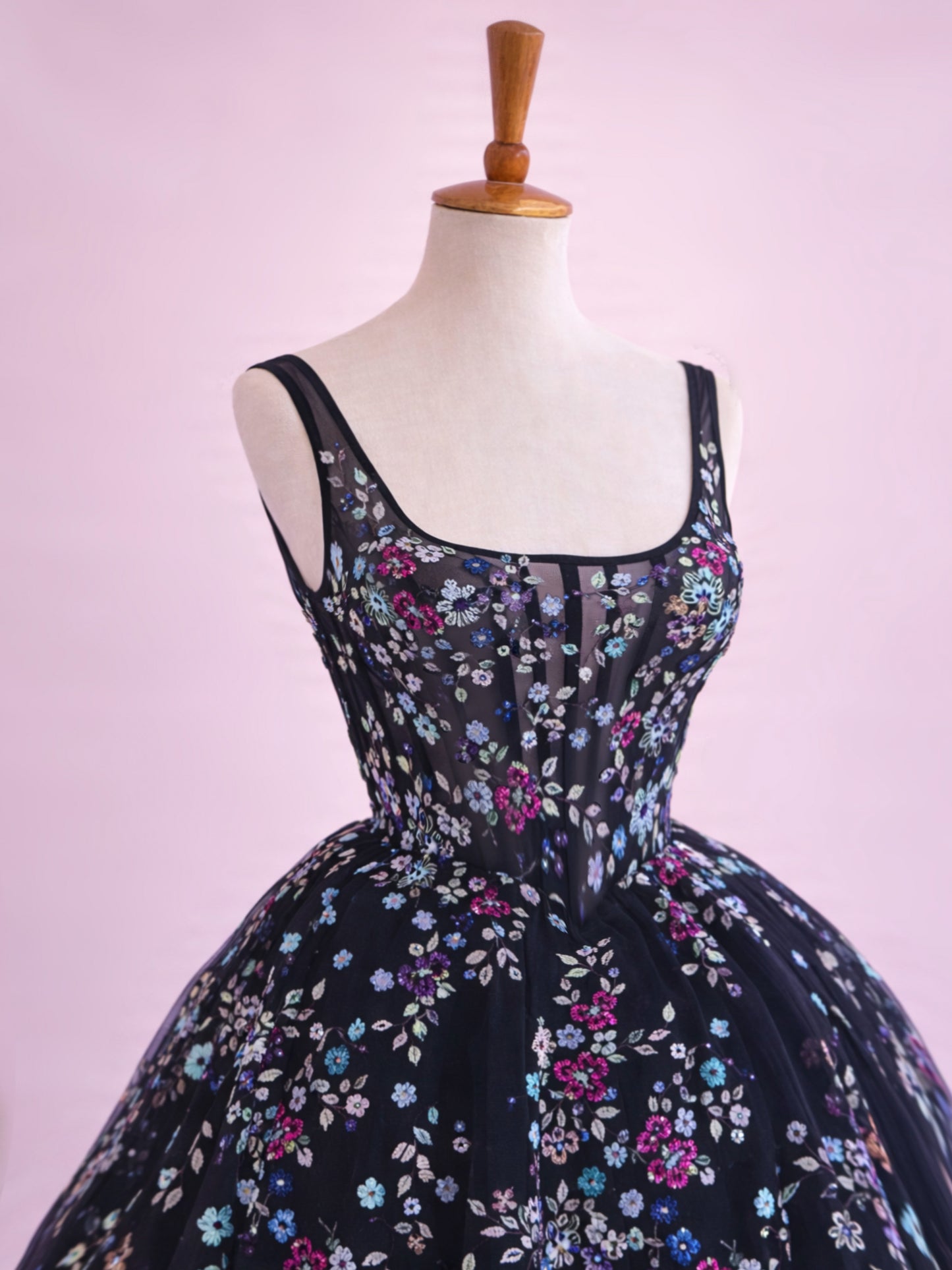 Gregoria Cold Black Dress