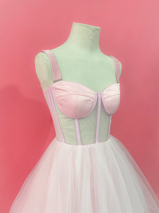 Camila pastel pink dress sample size 4