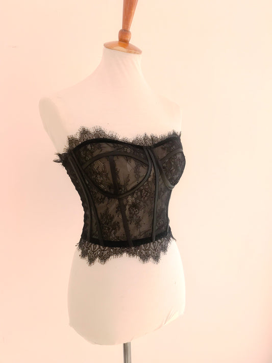 Muestra Bustier Lilith negro talla 4-6