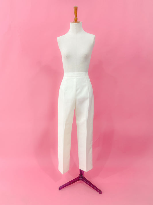 Muestra Pantalón lápiz marfil talla 8